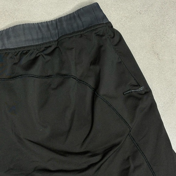 Lululemon 10” Linerless Black Athletic Shorts - XL - Picture 4 of 9
